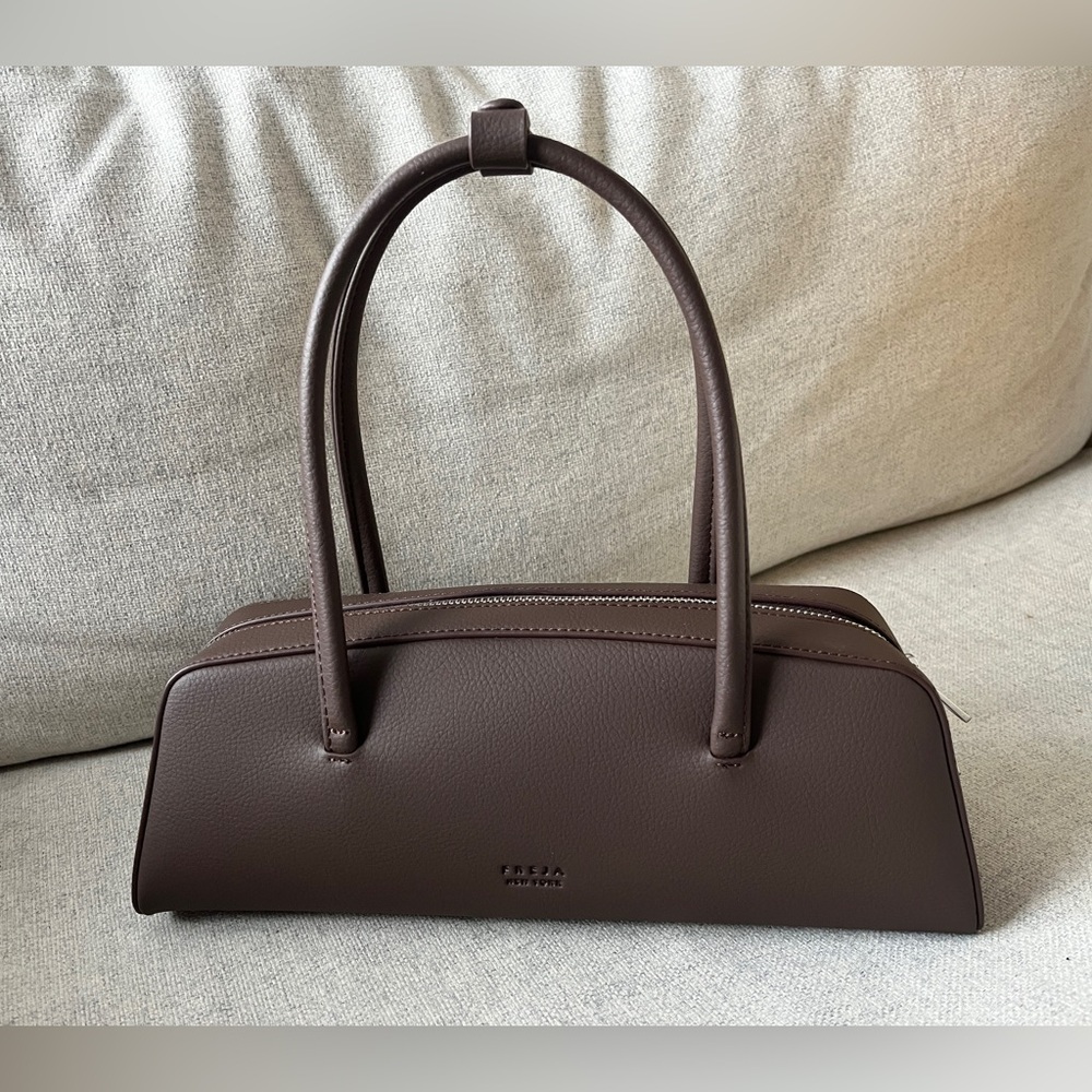 Prada Brown Leather Women's Bag - Picture 2 of 7